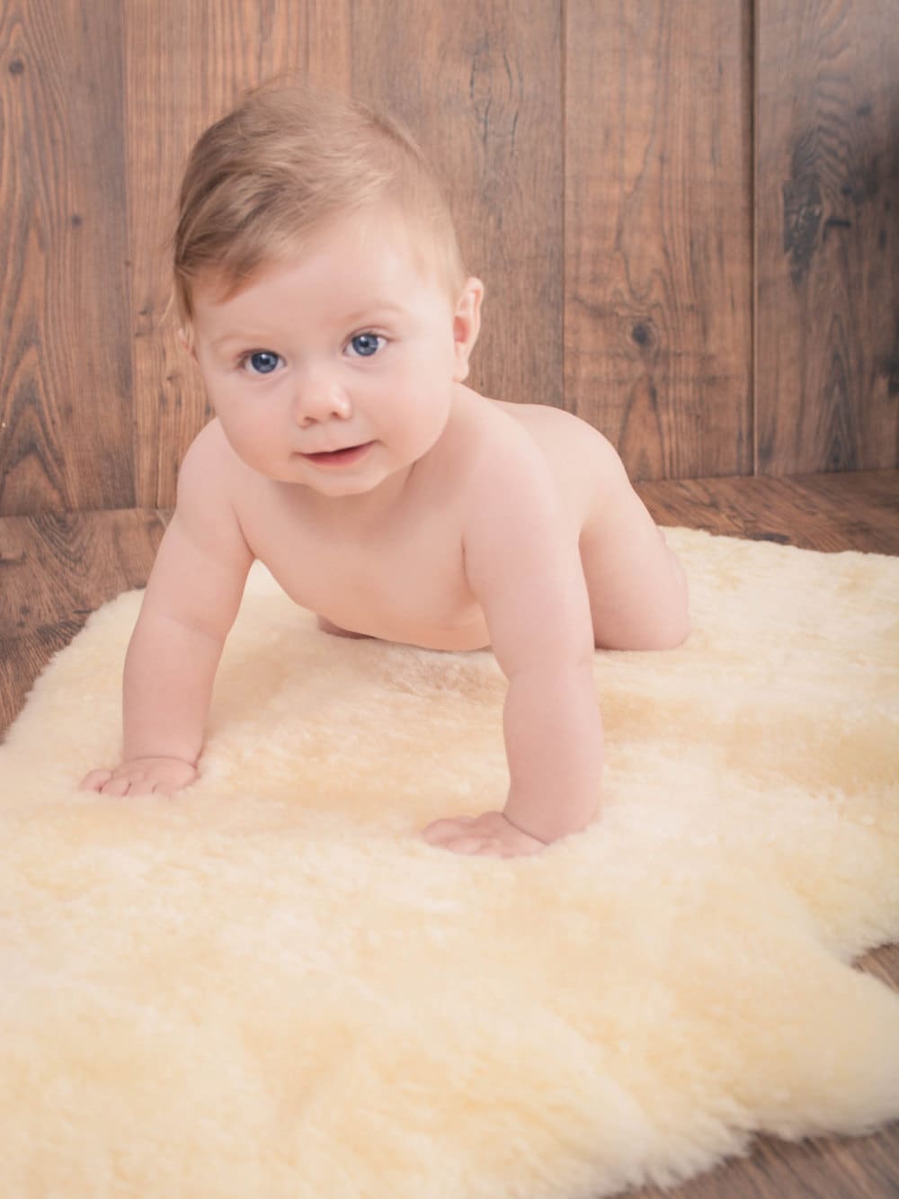 Genuine "Baby Safe" Sheepskin Shearling Cot Blanket Rug for Babies and Infants