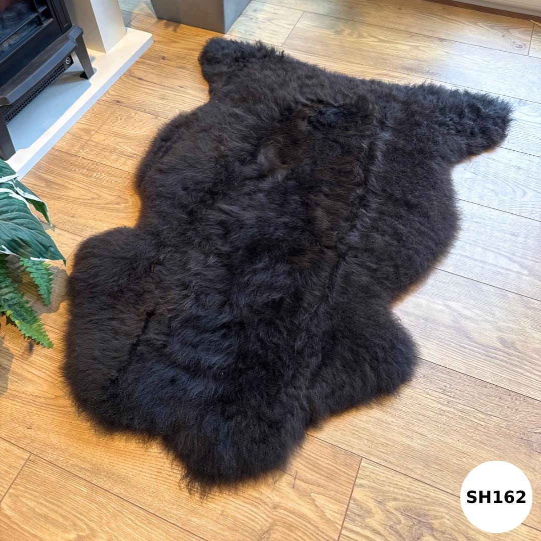 100% British Undyed Rare Breed Short Fur Sheepskin Rugs -  SH162