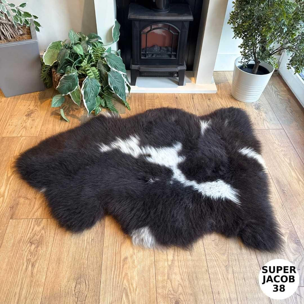 100% British Super Sized Jacob Undyed Rare Breed Sheepskin Rug - Super Jacob 38