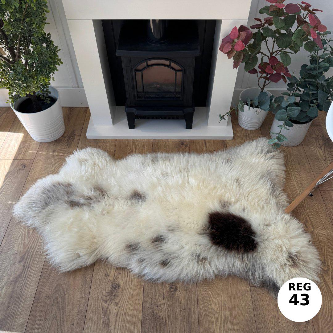 100% Undyed Rare Breed Sheepskin Rugs - Regular 43