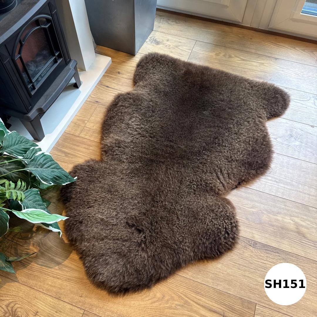 100% British Undyed Rare Breed Short Fur Sheepskin Rugs -  SH151