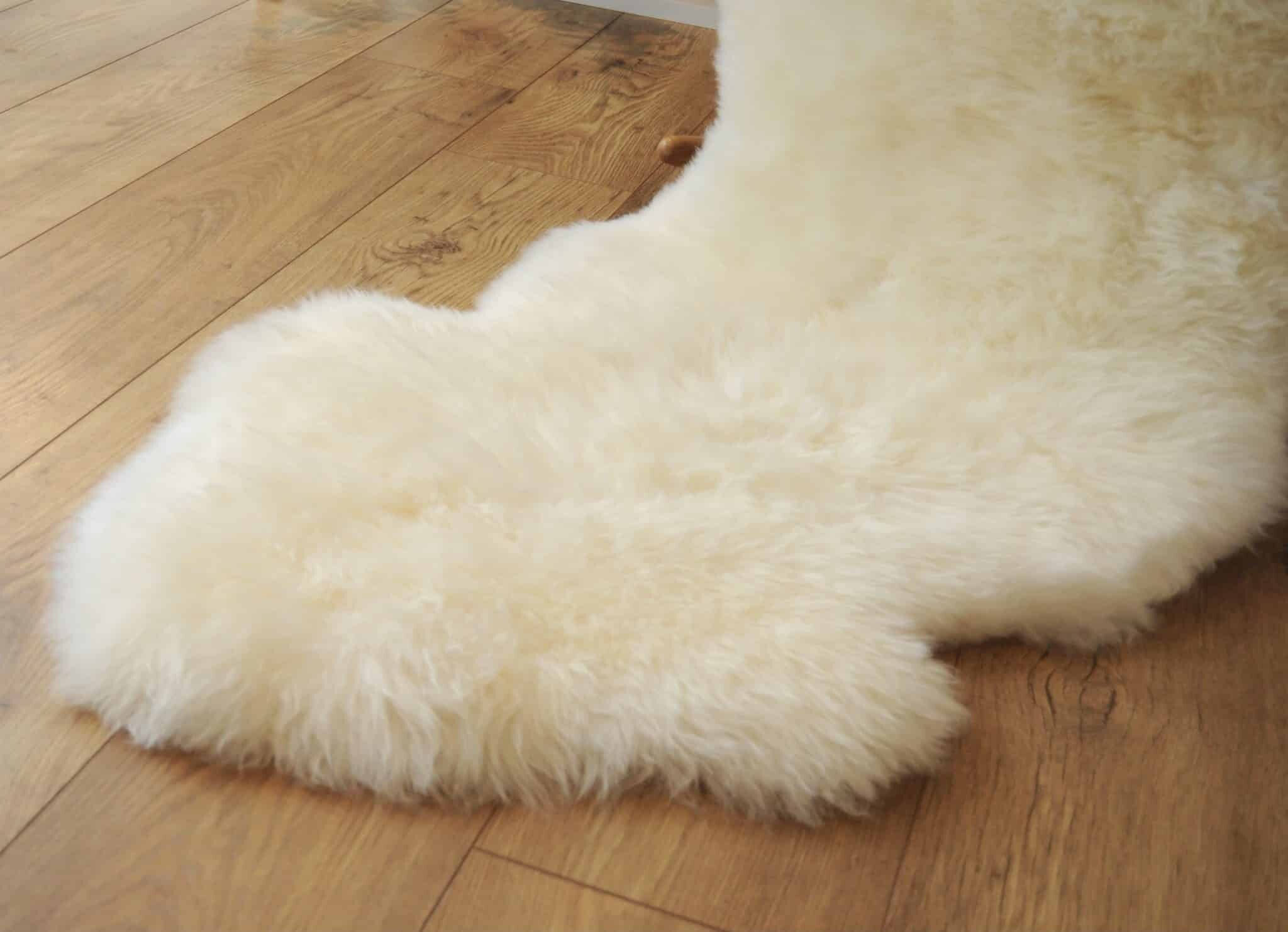 Sheepland Genuine Ivory Long Fur Double Sheepskin Rug